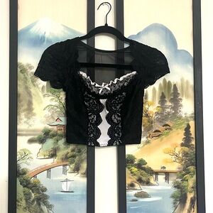 ROMWE Black & White Coquette Top